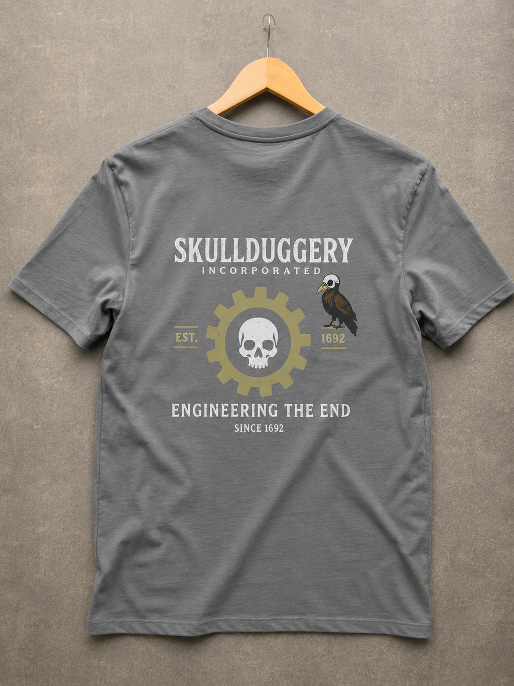 Skullduggery Engineer t-shirt in organic khaki